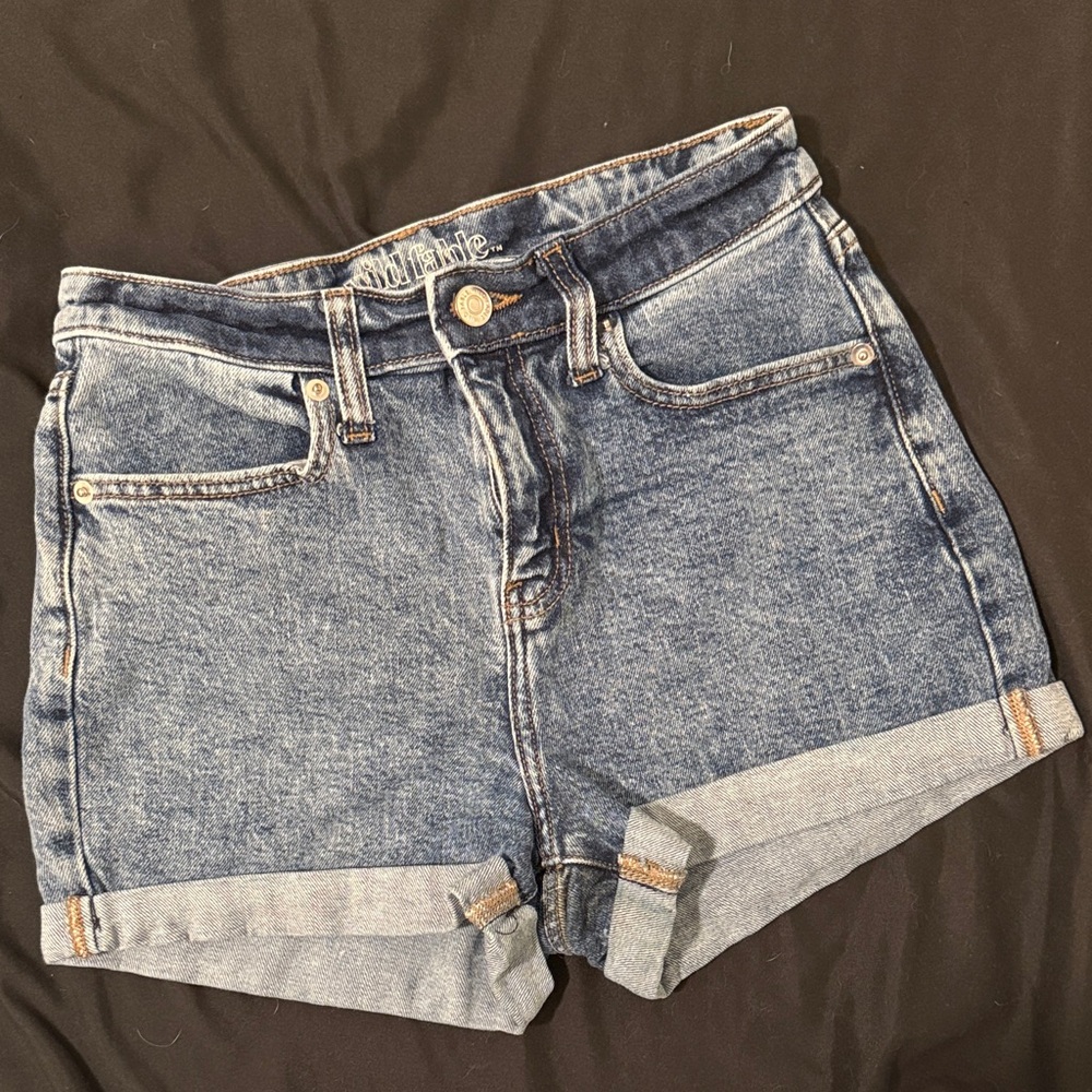 Wild Fable Women's Rolled Hem Acid-Washed Jean Shorts